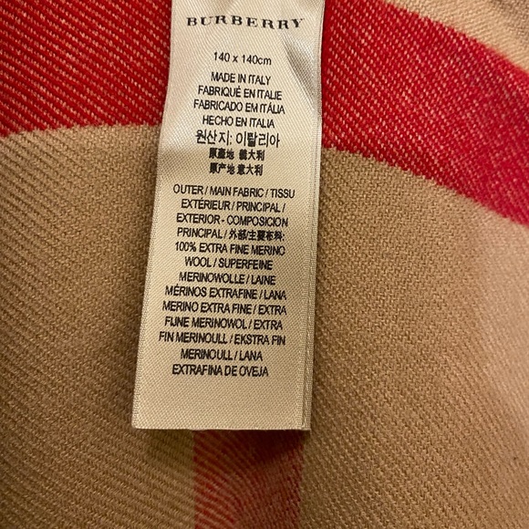 Burberry Charlotte mega check reversible poncho cape wrap scarf - Picture 7 of 10